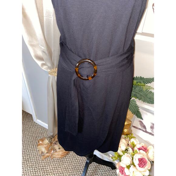 NWT $80 LOFT Black Back Zipper Sleeveless Dress with Belt size 6 - Picture 4 of 9